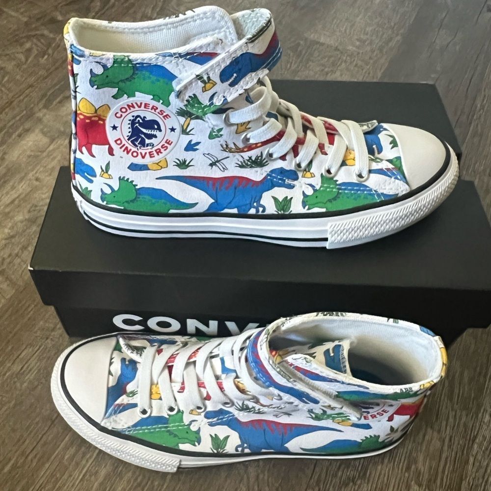 Converse Chuck Taylor All Star Dino Party Easy-On Boys Sneakers- Size 3